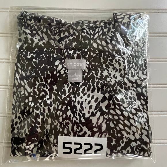 Chico’s Textured Tie Front top Size 16 black white - Picture 9 of 9